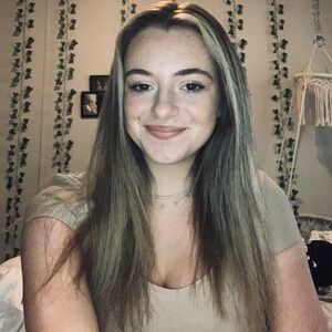 Meet your Posher, Hailie